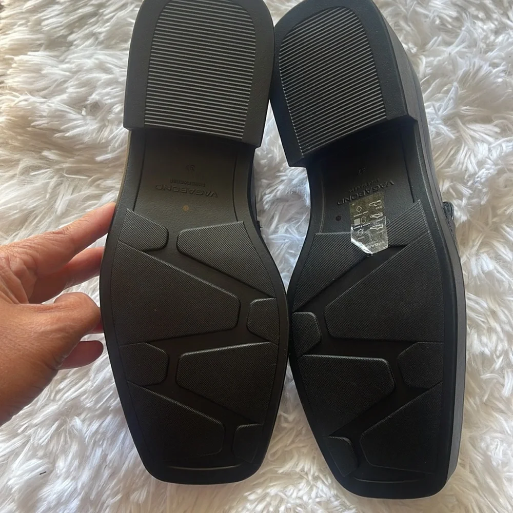 Vagabond JILLIAN LOAFER